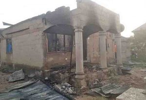 Read more about the article Fire kills family of three at Nso Nyame Ye in Abuakwa