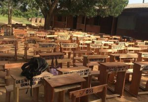 Read more about the article Free SHS: More than two students share a mono desk