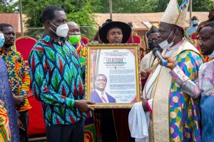 Read more about the article Education Minister, Asantehene, Paramount Chief of Tepa and others honoured