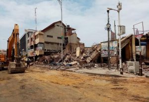 Read more about the article Traders express worry over prolonged demolition exercise at Makola