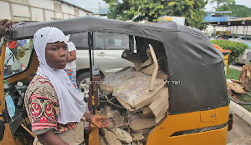 You are currently viewing A/R: KMA busts woman carrying 15 cartons of unwholesome frozen chicken