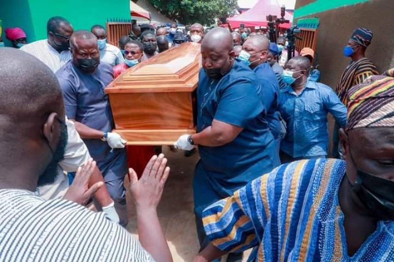 You are currently viewing Veep’s mother laid to rest at Kperiga