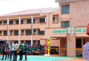 Read more about the article President Akufo-Addo meets victims of Akim Oda fire disaster