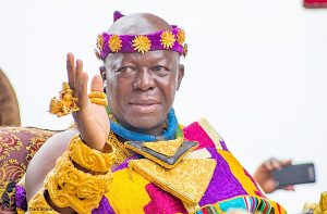 Read more about the article Inside Manhyia: Arrest Chiefs flouting road safety laws – Otumfuo to MTTD