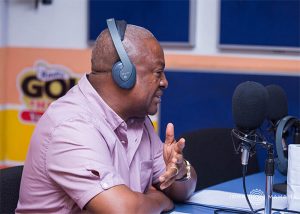 Read more about the article Mahama donates GHC100k to Radio Gold to restart operations