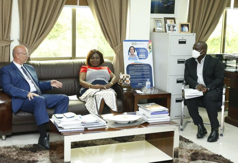 You are currently viewing Hungarian Ambassador calls on Sanitation Minister