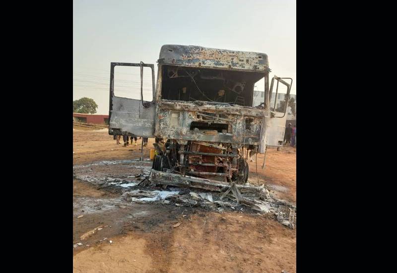 You are currently viewing Fuel Tanker catches fire at Kaase in Kumasi