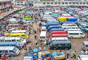 Read more about the article Drivers in Cape Coast park their cars over fuel price hikes