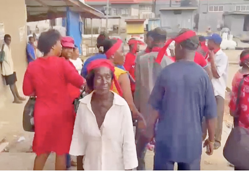 You are currently viewing Angry NPP supporters lock up Subin party office over polling station elections