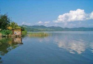 Read more about the article Lake Bosomtwe, treasure to preserve