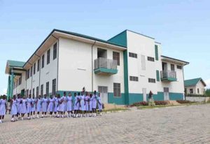 Read more about the article Newly constructed Bosomtwe Girls STEM High School begins admissions