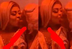 Read more about the article Afia Schwar and Shugatiti spark ‘lesbian’ rumors after sharing a passionate kiss at Tracey Boakye’s wedding reception (Video)