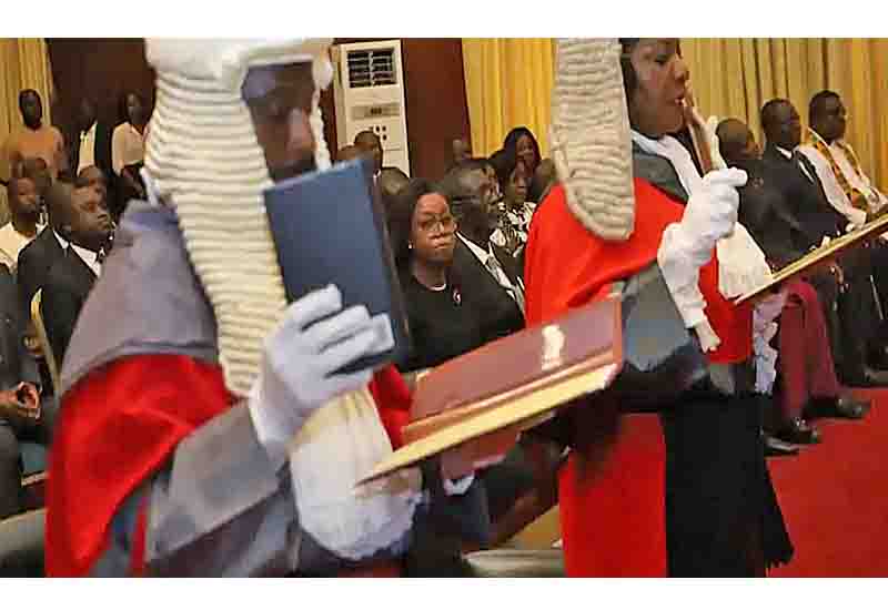 You are currently viewing President Akufo-Addo inducts two new Supreme Court judges into office