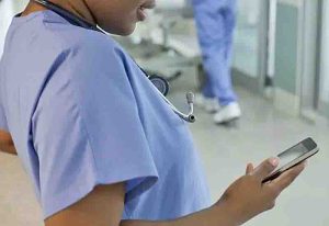 Read more about the article “Ban nurses from using phones during working hours” – Residents appeal