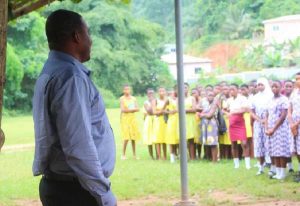 Read more about the article Obuasi MCE visits BECE centres, urges candidates to eschew malpractices