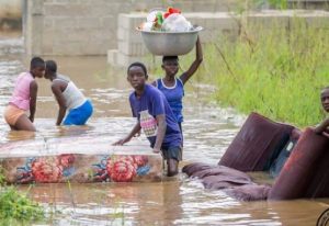 Read more about the article Akosombo dam spillage: Engage teacher unions on way forward – GNAT to MoE