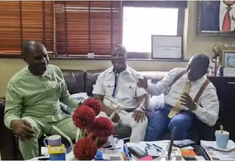 You are currently viewing Kennedy Agyapong and Sly Tetteh reconcile after near brawl in parliament – Video